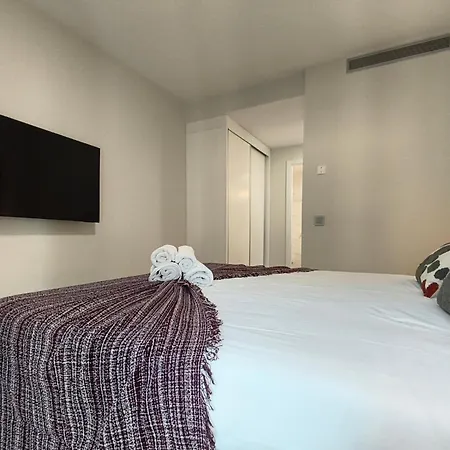 A485b Apartment *